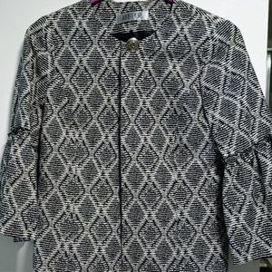 one button bell sleeve blazer